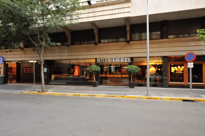 宿泊ホテル　デルビー　[Hotel Derby Barcelona] (玄関) 