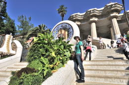 正面の大階段、グエル公園