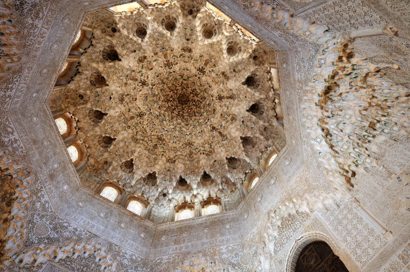 二姉妹の間[Sala de las Dos Hermanas]