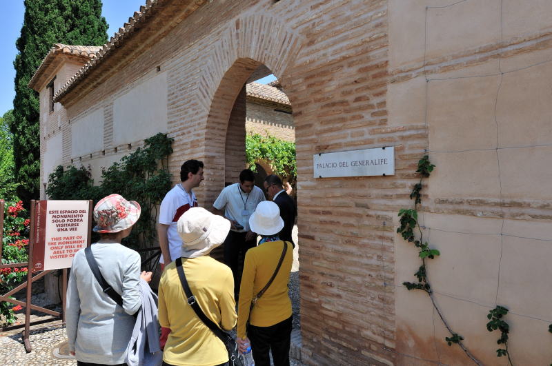�w�l�����t�F���{[Palacio del Generalife]�̓���
