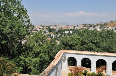 �w�l�����t�F���{[Palacio del Generalife]����A���o�C�V���n���]��