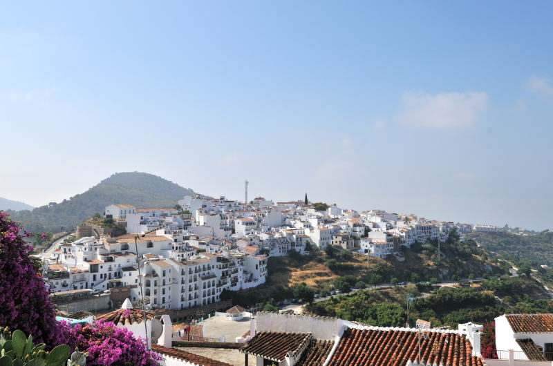 フリヒリアナ[Frigiliana]の展望所からの眺め