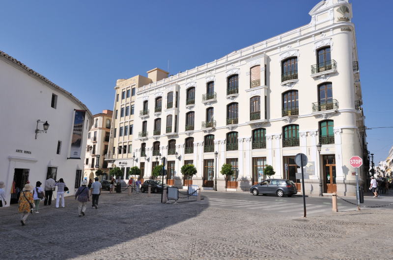 ヌエボ橋の、新市街側の袂にあるスペイン広場