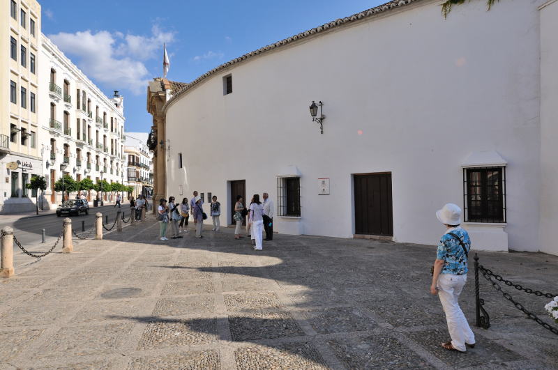 ロンダのマエストランサ闘牛場[Plaza de Toros]前の風景