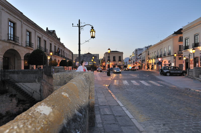 パラドール・デ・ロンダ前のスペイン広場[Plaza de España]