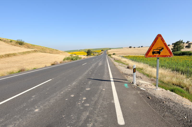 ロンダからセビーリャに向かう途中のウトレラ自動車道[Ctra Utrera]