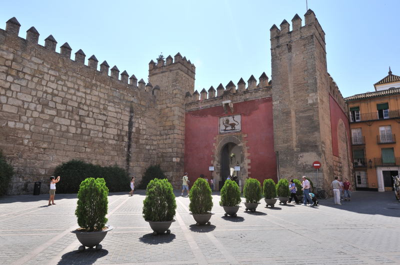 アルカサル(ライオンの門)[Reale Alcazar(Puerta del Leon)]