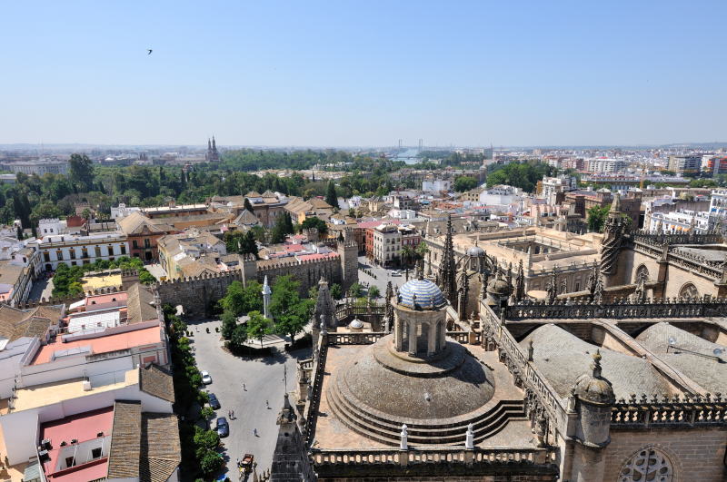 ヒルダ(風見)の塔[La Giralda]からの眺望「南方向」