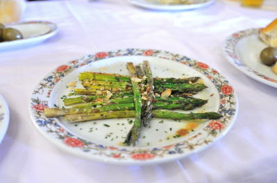 アスパラガスの鉄板焼き