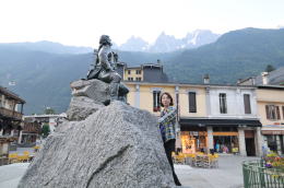 パカールの銅像(シャモニ)