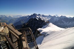エギーユ・デュ・ミディ[Aiguille du Midi]展望台(シャモニ)