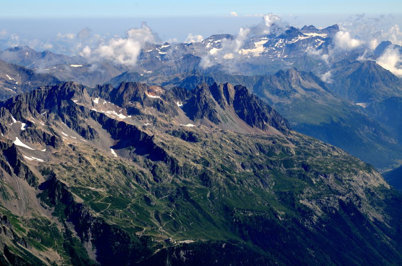 エギーユ・ルージュ「展望台から北方向」を望む(シャモニ)