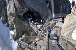 エギーユ・デュ・ミディ[Aiguille du Midi]展望台(シャモニ)