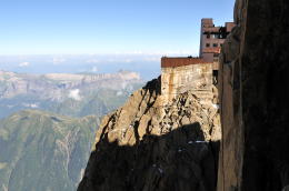 エギーユ・デュ・ミディ[Aiguille du Midi]展望台(シャモニ)