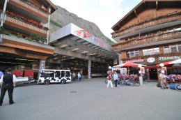 ツェルマット駅[Zermatt Bahnhof]