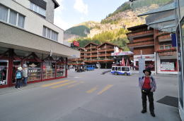 ツェルマット駅広場