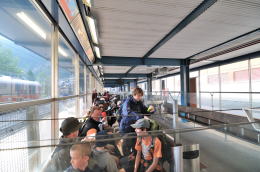 登山電車駅構内待合室(ツェルマット)