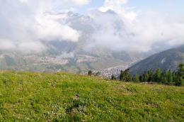 ゴルナーグラート登山電車の窓から
