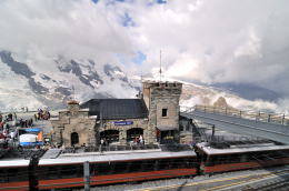 ゴルナーグラート駅