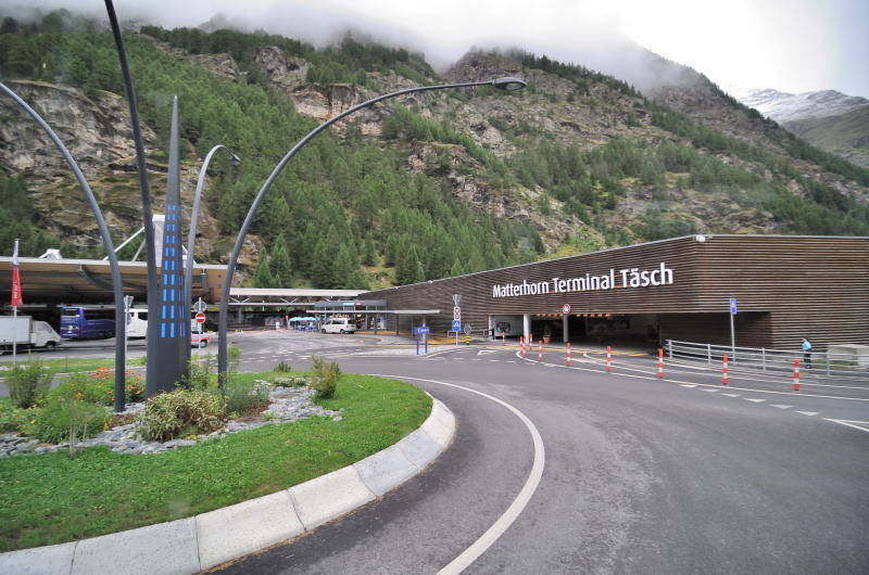 テーシュ[Täsch]駅