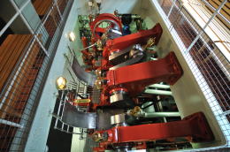 外輪船の蒸気機関(ブリエンツ湖)