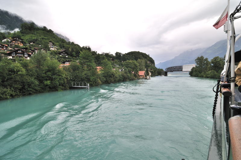 アーレ川「ブリエンツ湖方向」
