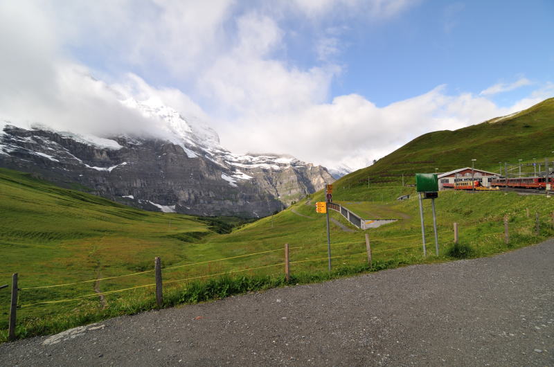 クライネ・シャイデック駅前の風景