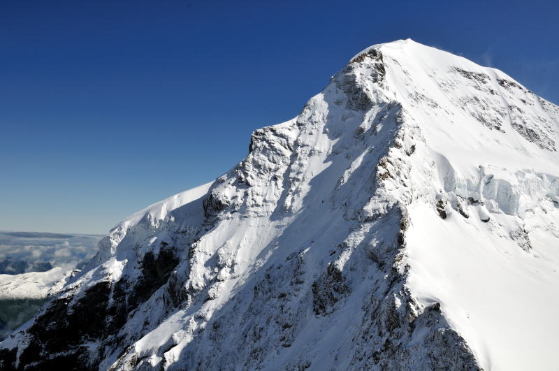 メンヒ [Mönch 4099m] ドイツ語で修道士