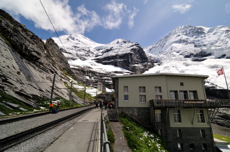 アイガーグレッチャー駅 [Eigergletscher 2320m]