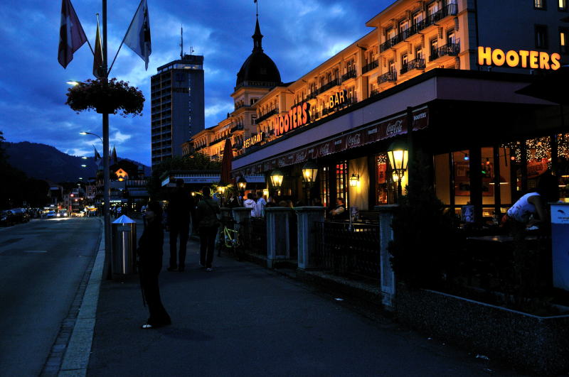 カジノ・クアザール[Casino Kursaal]からホテル「メトロポール」への帰路