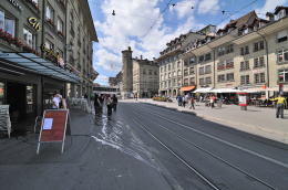 コルンハウス通り[Kornhaus Strasse] 「南方向」(ベルン)