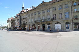 コルンハウス通り、時計塔後方の通り(ベルン)