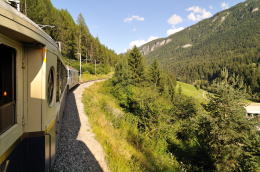 アルパイン・クラシック・プルマン・エクスプレスの右車窓から「前方」