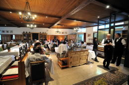 ホテル バーレン [HOTEL BÄREN](サン・モリッツ)