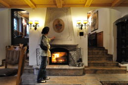 ホテル バーレン [HOTEL BÄREN](サン・モリッツ)