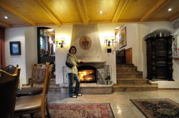 ホテル バーレン [HOTEL BÄREN](サン・モリッツ)