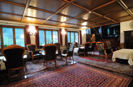 ホテル バーレン [HOTEL BÄREN](サン・モリッツ)