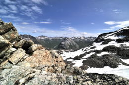 ディアヴォレッツァ[Diavolezza 2978m]展望台の周辺