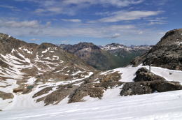 ディアヴォレッツァ[Diavolezza 2978m]展望台の周辺