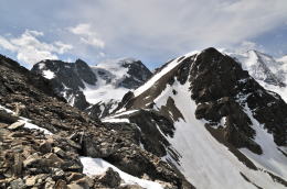 ディアヴォレッツァ[Diavolezza 2978m]展望台の周辺