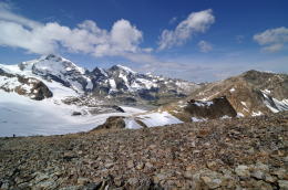 ディアヴォレッツァ[Diavolezza 2978m]展望台の周辺