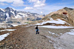 ディアヴォレッツァ[Diavolezza 2978m]展望台の周辺