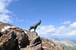 ピッツ・ネイル駅 [Piz Nair 3030m]周辺からの眺望