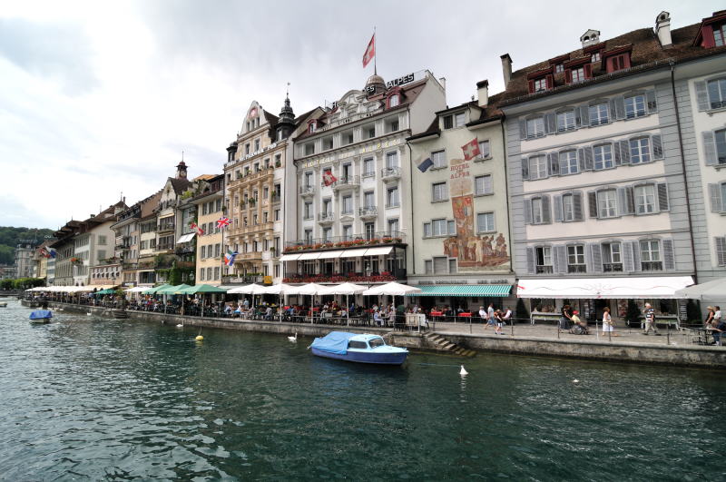 カペル橋[Kapellbrücke](ルツェルン)