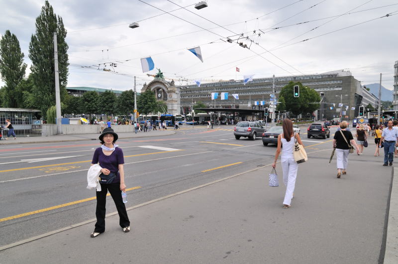 ゼー橋[Seebrücke]からルツェルン中央駅を望む(ルツェルン)